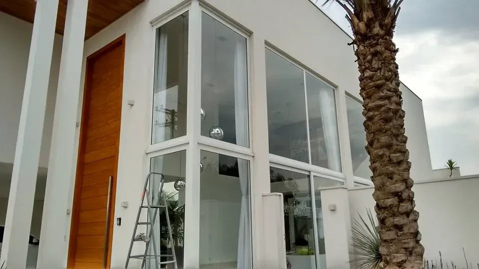 Limpeza de vidros profissional